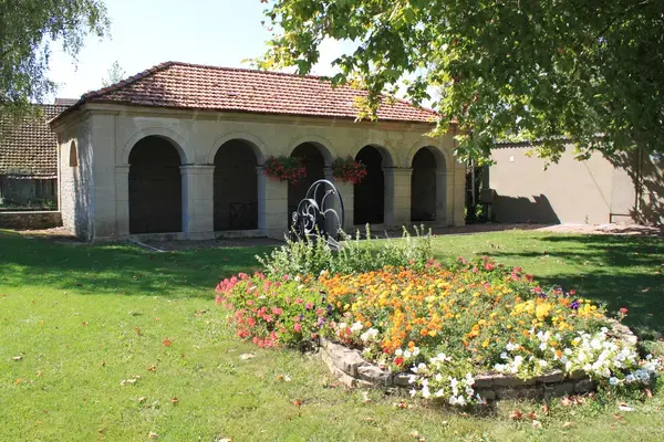 Monte Escalier Guide Monte escalier Ouges