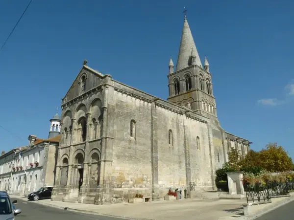 Monte Escalier Guide Monte escalier Roullet-Saint-Estèphe