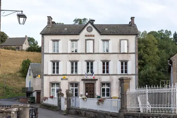 Monte Escalier Guide Monte escalier Saint-Saturnin