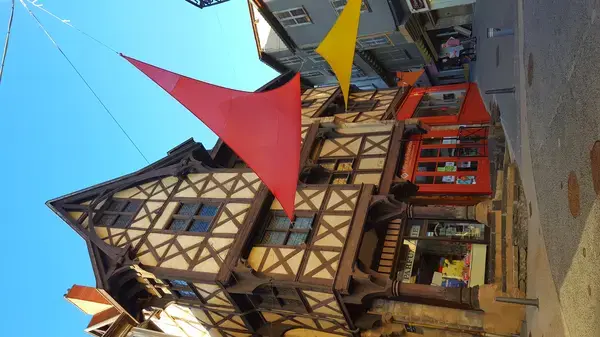 Monte Escalier Guide Monte escalier Thiers